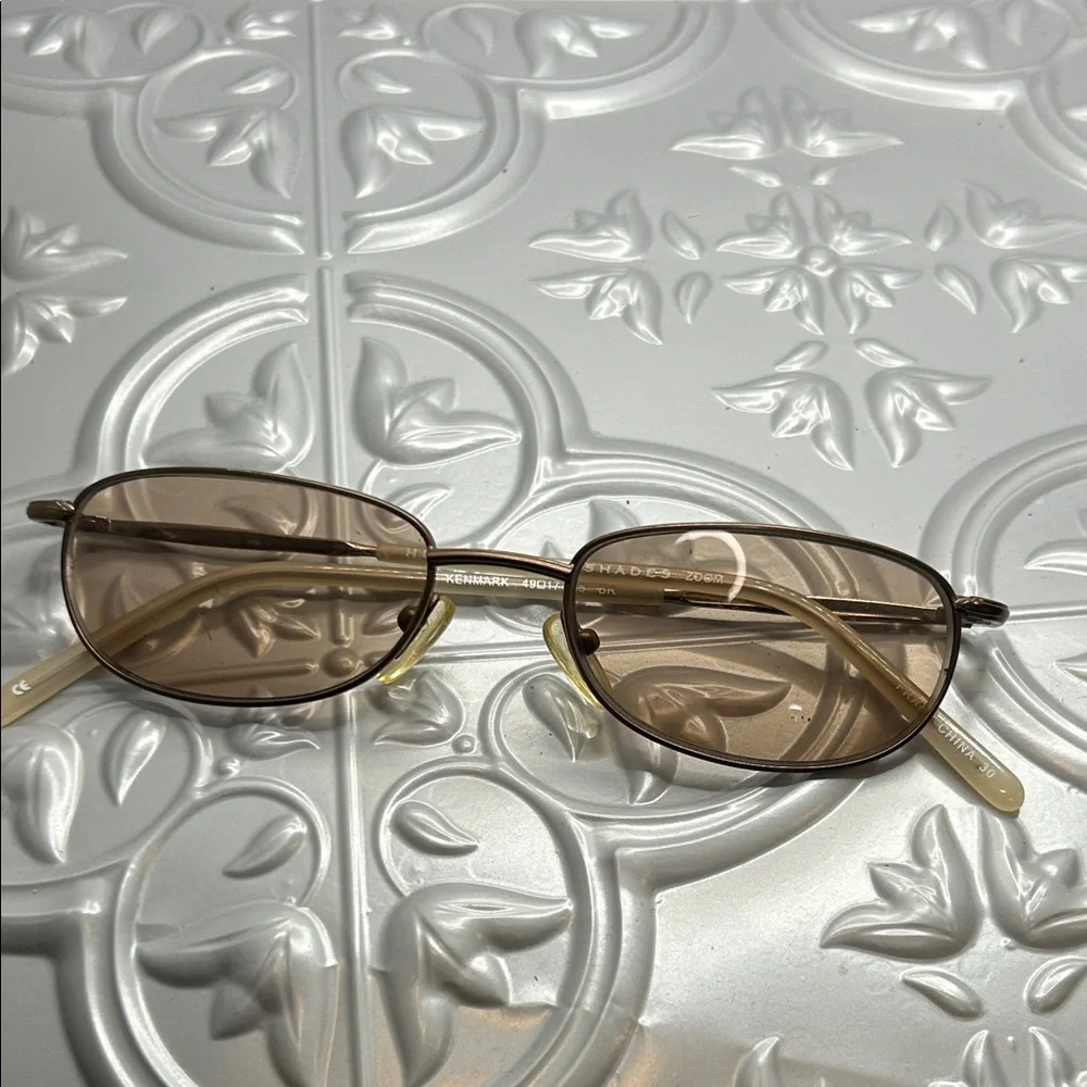 Hush‎ Puppies Tan Oval Glasses Ken mark zoom 49 17 135 BR